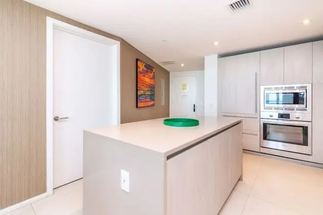 Luxury Daire, 1 En Büyük (King) Boy Yatak ve Çekyat, Mutfak, Okyanus Manzaralı