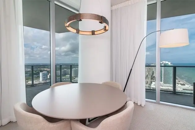 Panoramic Çatı Katı Süiti (Penthouse), 1 En Büyük (King) Boy Yatak ve Çekyat, Sigara İçilmez