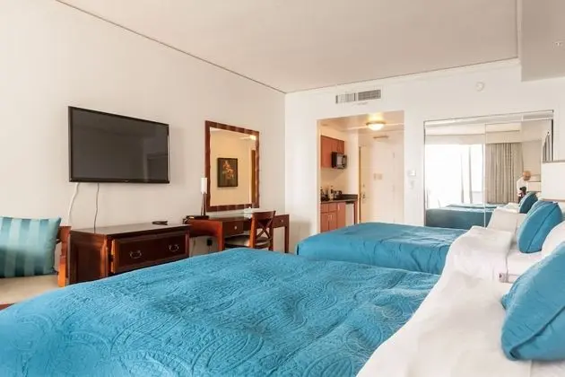 Luxury Stüdyo Süit, 2 Büyük (Queen) Boy Yatak, Küçük Mutfak, Kısmi Deniz Manzarası