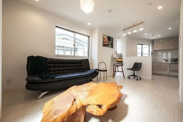 Ev (Private Vacation (Home))