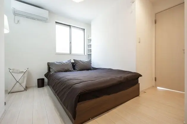 Ev (Private Vacation (Home))