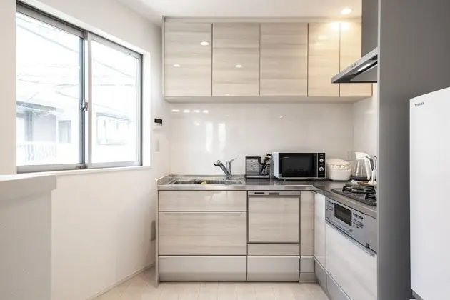 Ev (Private Vacation (Home))