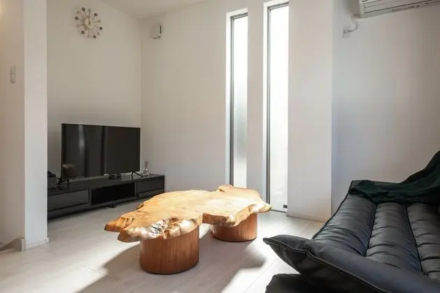 Ev (Private Vacation (Home))