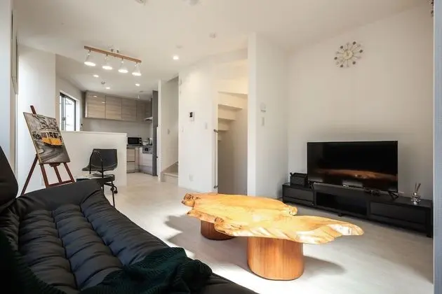 Ev (Private Vacation (Home))