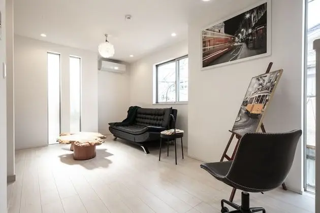 Ev (Private Vacation (Home))