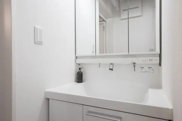 Ev (Private Vacation (Home))