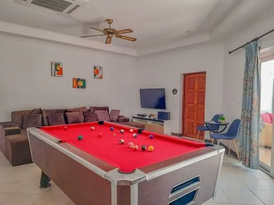 Luxury Villa, 3 Yatak Odası, Havuz Manzaralı