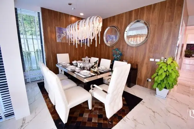 Luxury Villa
