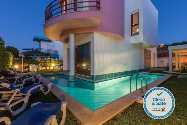 Villa, 4 Yatak Odası, Balkon