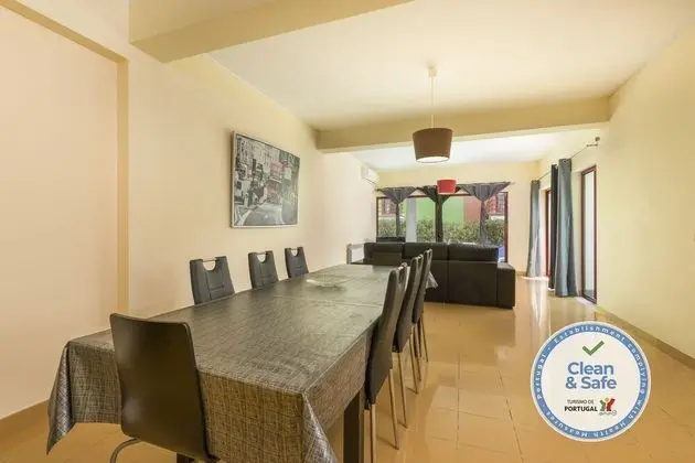 Villa, 4 Yatak Odası, Balkon