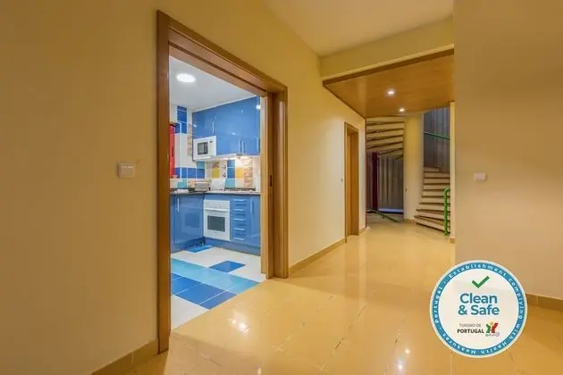 Villa, 4 Yatak Odası, Balkon