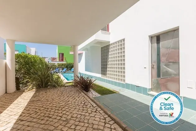 Villa, 4 Yatak Odası, Balkon