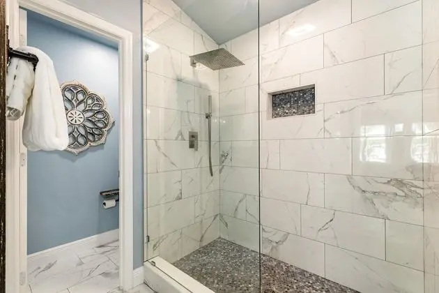 Ev (Private Pool house, near all famous a)