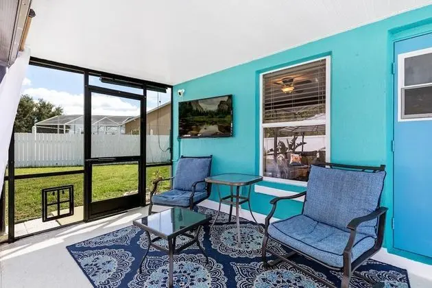 Ev (Private Pool house, near all famous a)