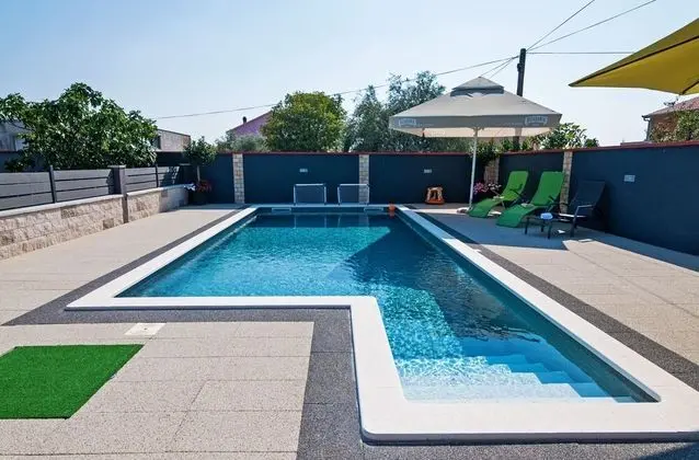 Villa, Sigara İçilebilir