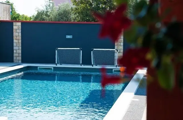 Villa, Sigara İçilebilir