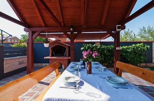 Villa, Sigara İçilebilir