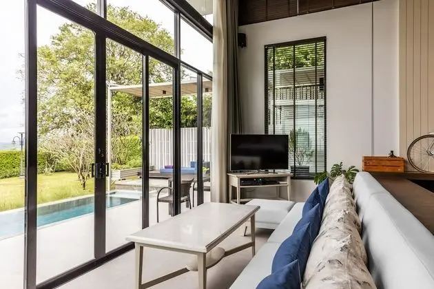 Panoramic Pool Villa