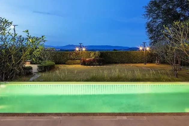 Panoramic Pool Villa