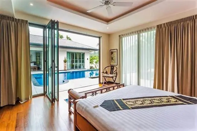 Luxury 4 Bedrooms Private Pool Villa, Garden View