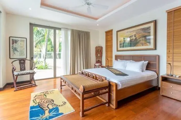 Luxury 4 Bedrooms Private Pool Villa, Garden View