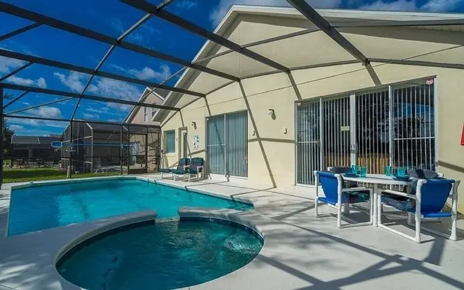 Villa (Private Pool with Spa and Conservatio)