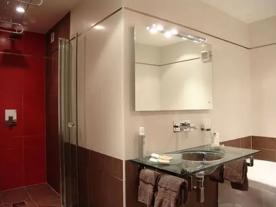 Comfort Tek Büyük Yataklı Oda, 1 Çift Kişilik Yatak, Jakuzi, Bahçe Manzaralı
