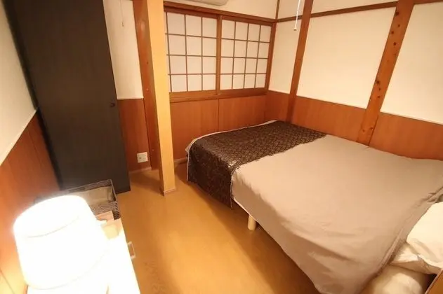 Ev (Private Vacation)