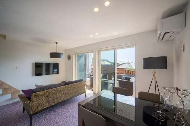 Villa, Sigara İçilmez (Private)