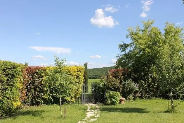 Romantic Ev, Birden Çok Yatak, Sigara İçilmez, Bahçe Manzaralı