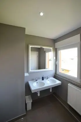 Ortak Ranzalı Oda, Karma Ranzalı Oda (1 Bed)