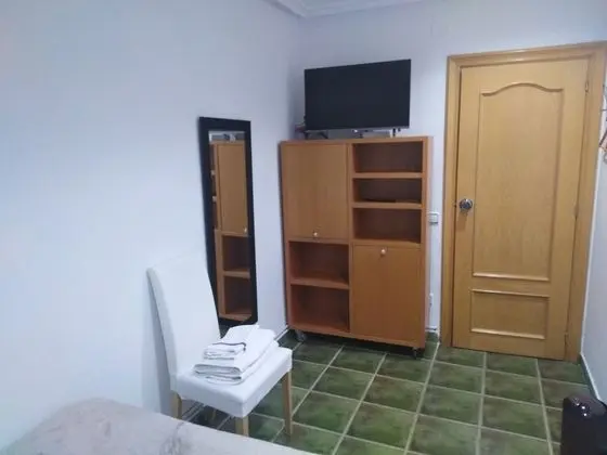 Tek Büyük Yataklı Oda