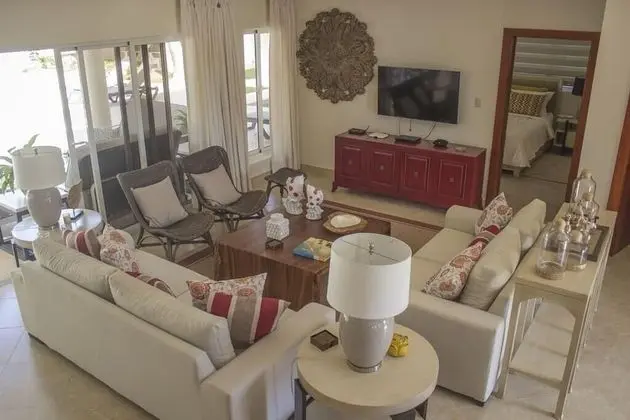 Villa (4 Bedrooms)