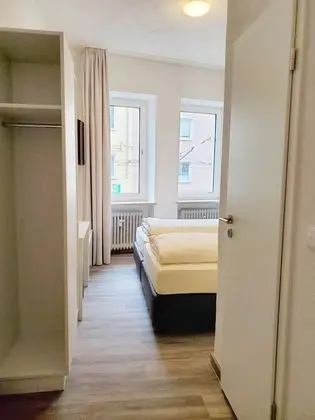 Tek Büyük Yataklı Oda