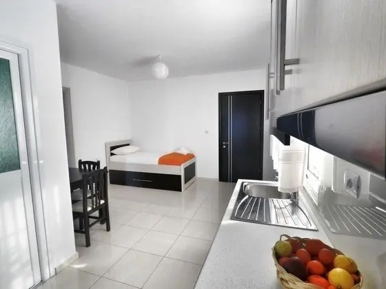 Üçlü With Balcony