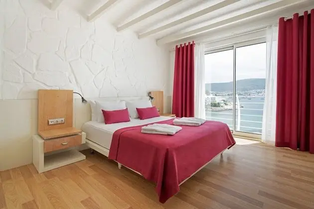 Deniz Manzaralı Oda