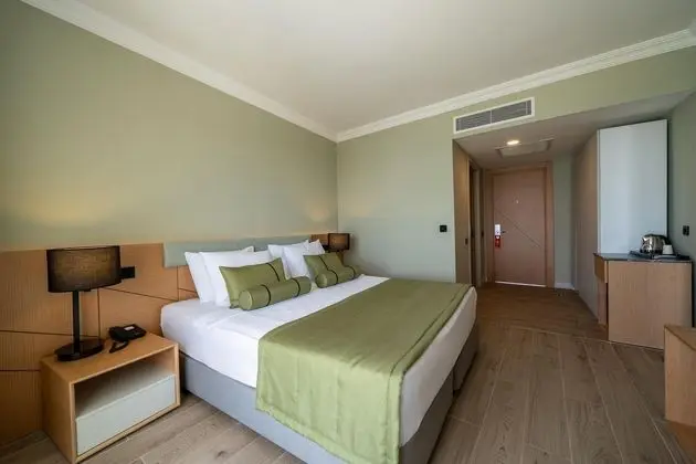 https://images.etstur.com/files/images/hotelImages/TR/220399/l/PRIVE-HOTEL-DIDIM-Oda-397549.jpg
