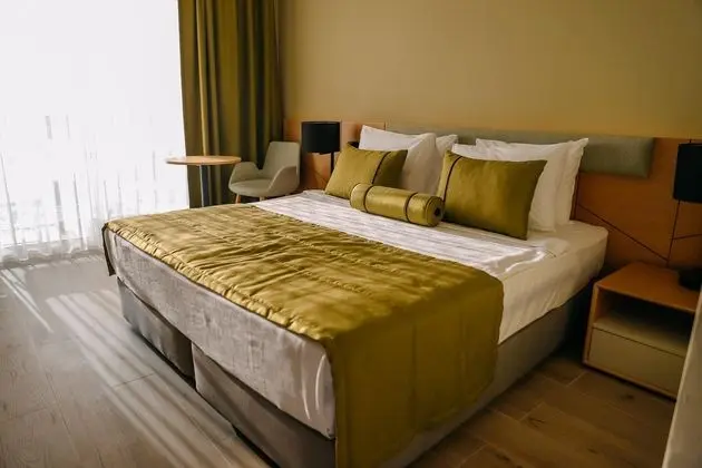 https://images.etstur.com/files/images/hotelImages/TR/220399/l/PRIVE-HOTEL-DIDIM-Oda-397555.jpg