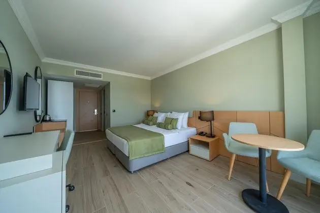 https://images.etstur.com/files/images/hotelImages/TR/220399/l/PRIVE-HOTEL-DIDIM-Oda-397559.jpg