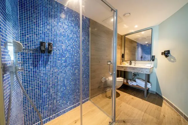 https://images.etstur.com/imgproxy/resize/2560x1440/files/images/hotelImages/etsrooms/513672/Prive_Didim_20250807151716_1.jpg