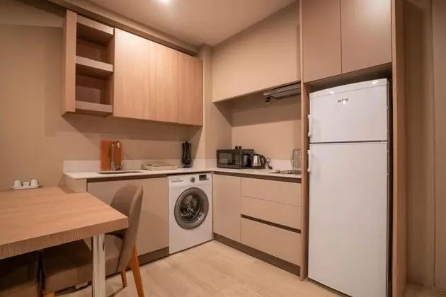 Geniş Standart Oda, Kara Manzaralı, Mutfaklı