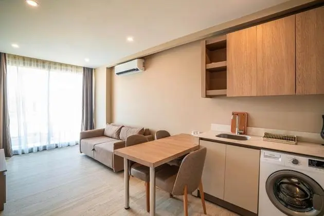 Geniş Standart Oda, Kara Manzaralı, Mutfaklı