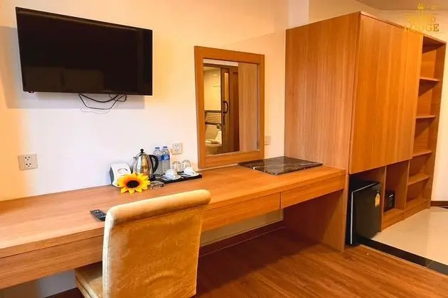 Deluxe Tek Büyük Yataklı Oda