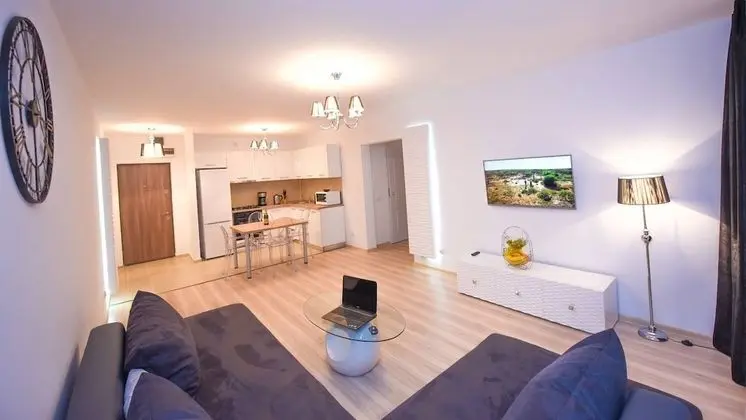 Apart Daire, 2 Yatak Odası, Sigara İçilebilir