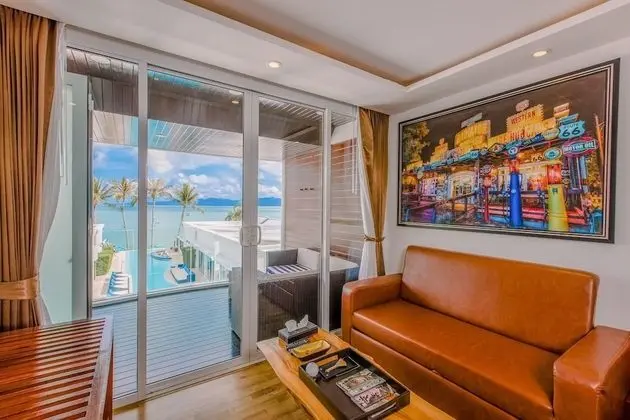 Deluxe Sea View