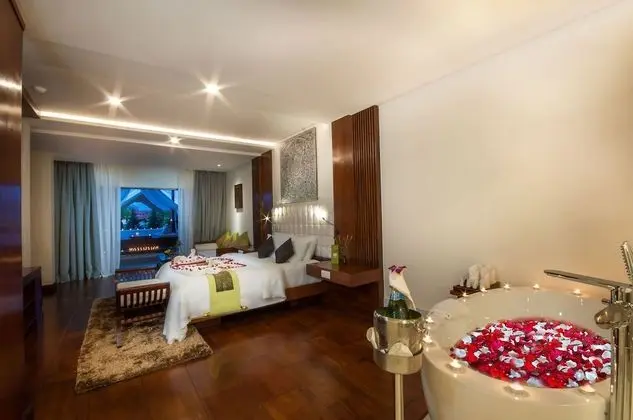 Club Suite