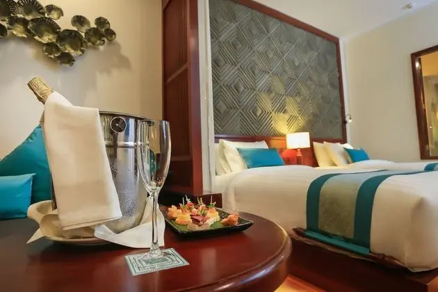 Landmark King Room