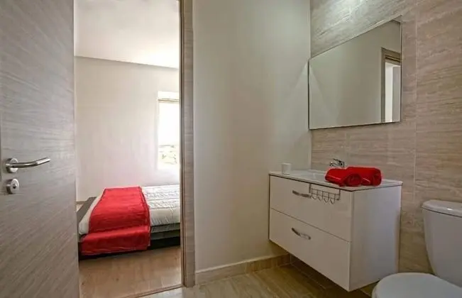 Comfort Apart Daire, 3 Yatak Odası, Sigara İçilmez, Bahçe Manzaralı