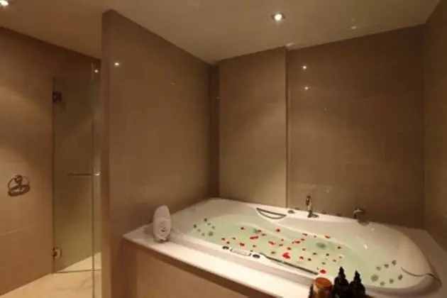 One Bedroom Condo