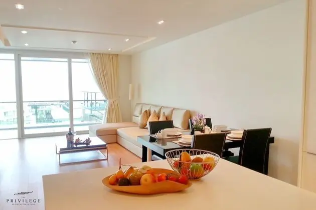 2 Bedroom Apartment with Sea View and Plunge Pool